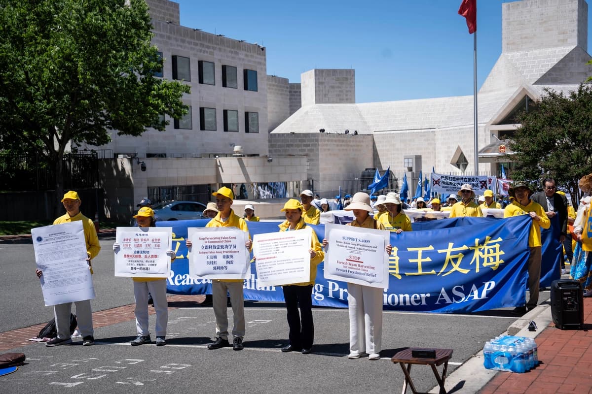 Senadores Scott y Blackburn presentan ley para erigir monumento a víctimas del comunismo de China