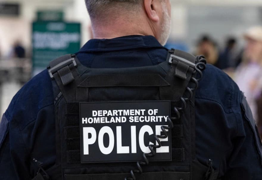 Corte crea división entre circuitos que permite a cortes frenar deportaciones