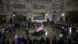 Trump rinde homenaje a Lindsey Graham como un "auténtico estadounidense"