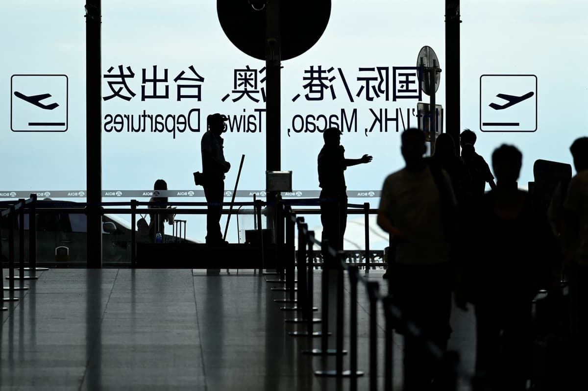 China amplía controles de salida, dirigidos a trabajadores tecnológicos y viajeros extranjeros