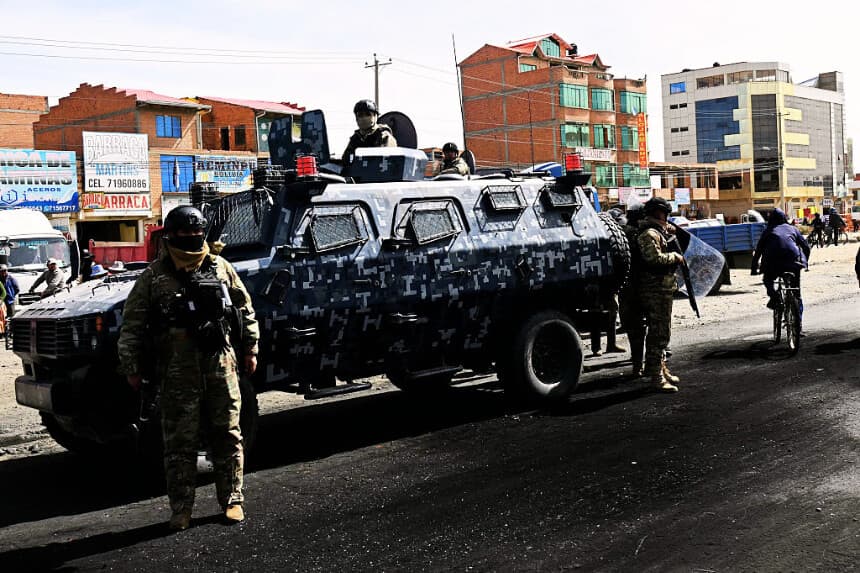Plantean intervención militar por ola de violencia en la región más poblada de Bolivia