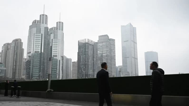 Éxodo millonario: China grava fideicomisos y la riqueza huye al exterior