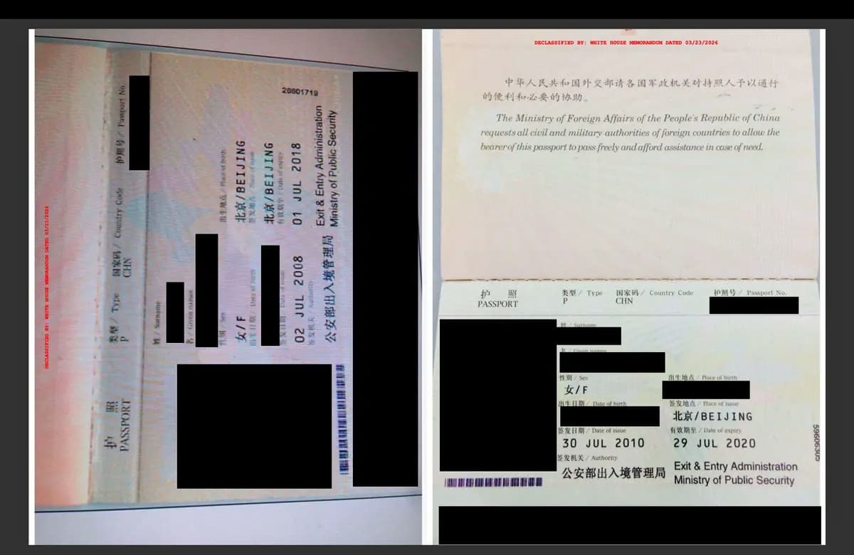 Los documentos recientemente desclasificados, publicados por el Grupo de Trabajo de Transparencia Gubernamental de la Casa Blanca el 17 de agosto, incluyen los pasaportes de ciudadanos chinos no identificados. (Cortesía de la Casa Blanca)
