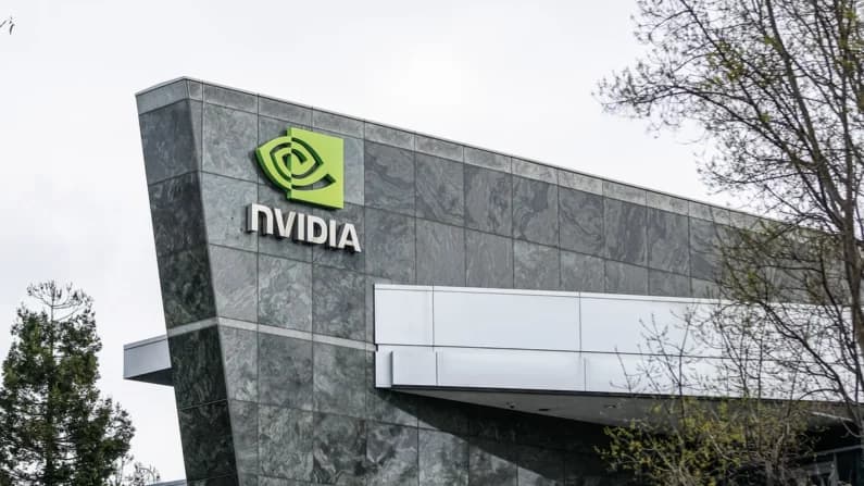 Taiwán acusa a 9 por presunta exportación ilegal de servidores Nvidia a China