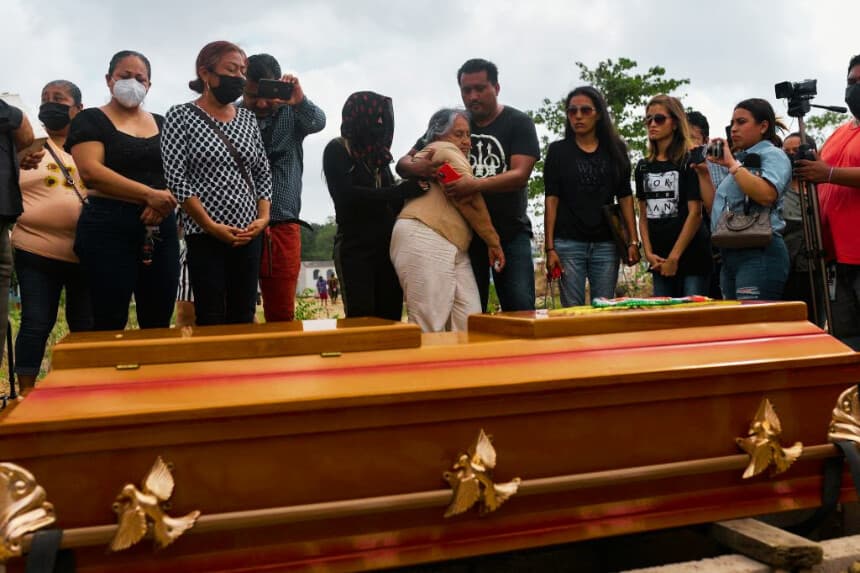 Atacan a tiros a dos periodistas en el este de México; uno permanece desaparecido