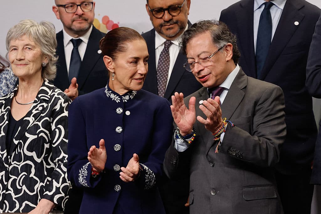 No habrá reunión entre Sheinbaum y el expresidente colombiano Petro en México