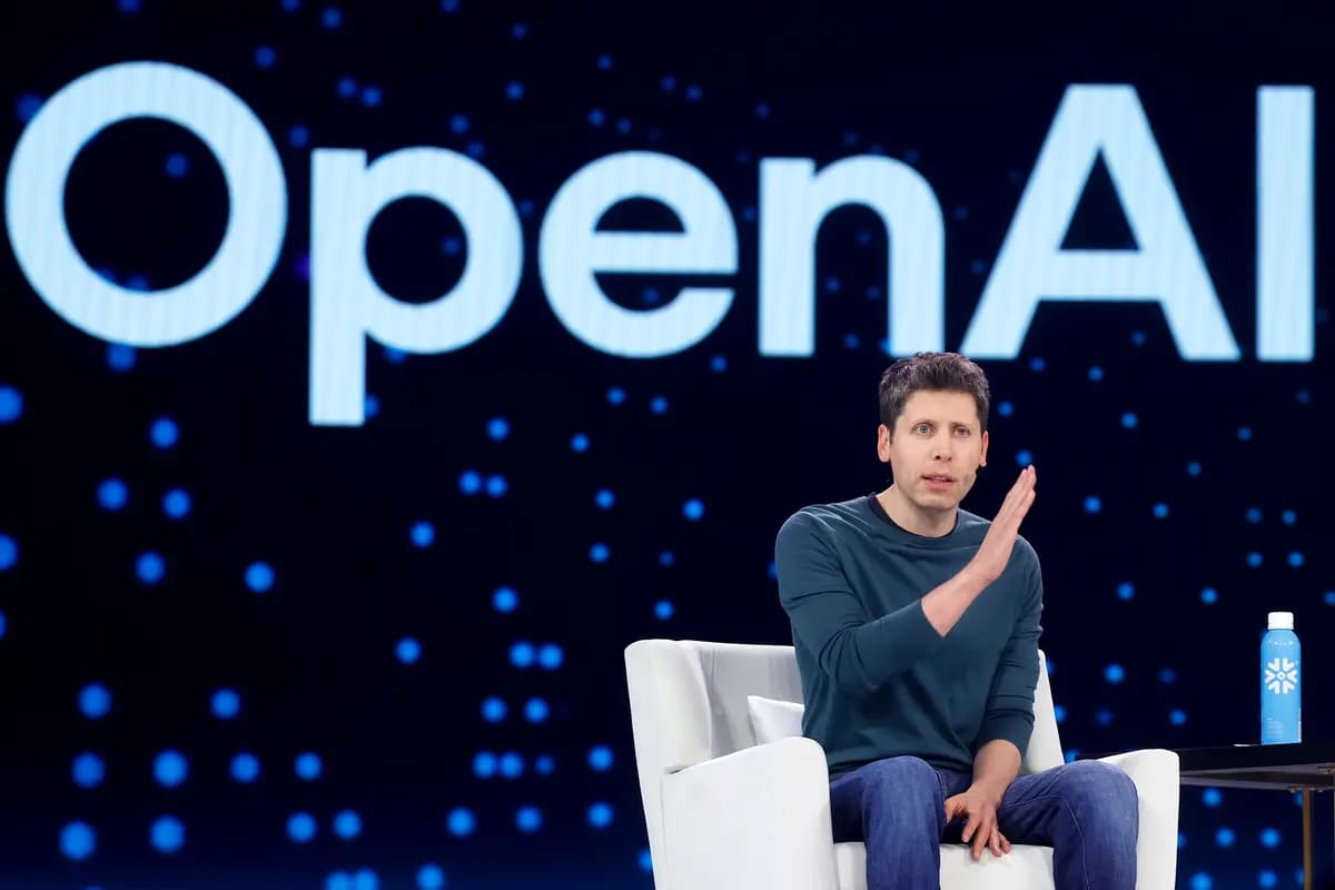 <em>El director ejecutivo de OpenAI, Sam Altman, interviene en un evento en San Francisco el 2 de junio de 2025. (Justin Sullivan/Getty Images).</em>
