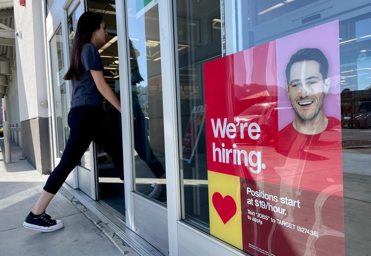 EE. UU. sobreestima en 79,000 el crecimiento de empleos hasta marzo: BLS