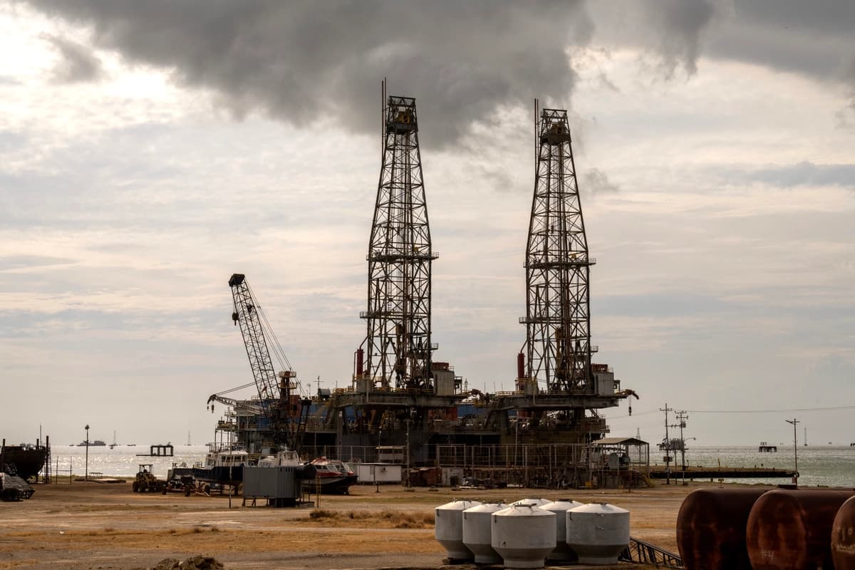 Venezuela debe convertir su enorme riqueza petrolera en prosperidad, afirma Delcy Rodríguez