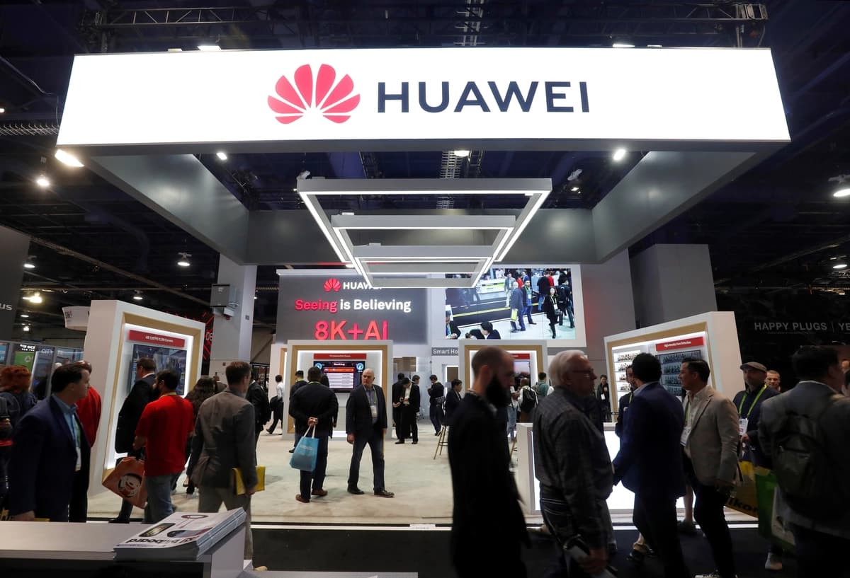 Huawei planea desarrollar fármacos con IA junto a firmas chinas, advierten sobre riesgos