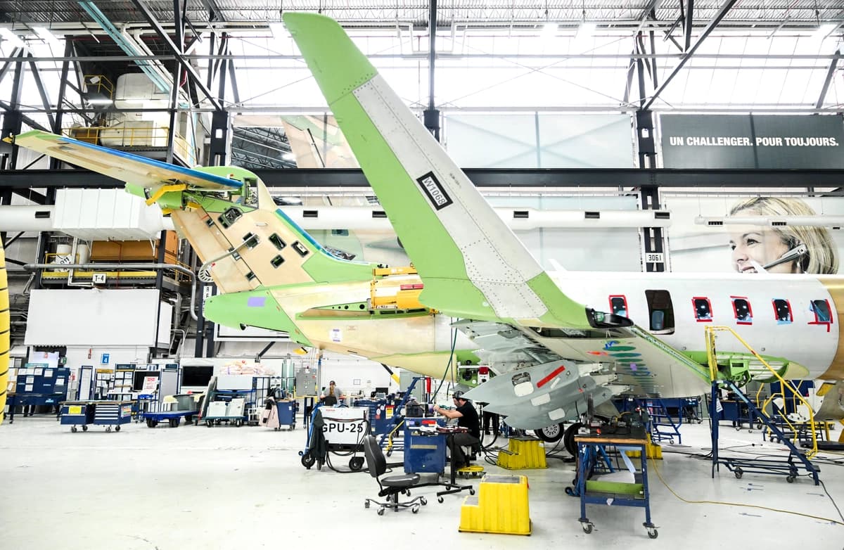 Trump dice que prohibirá la venta en EE. UU. de productos de la empresa canadiense Bombardier
