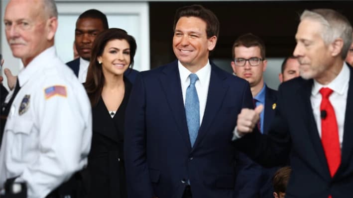 El gobernador de Florida, DeSantis, propone a su esposa como próxima gobernadora