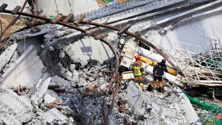 Al menos 4 muertos en colapso de proyecto de construcción en autopista de Corea del Sur