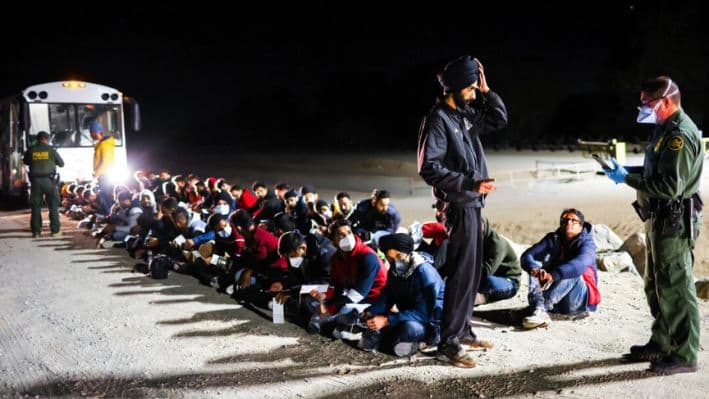 CBP reporta caída del 85 por ciento en arrestos de inmigrantes ilegales en la frontera suroeste