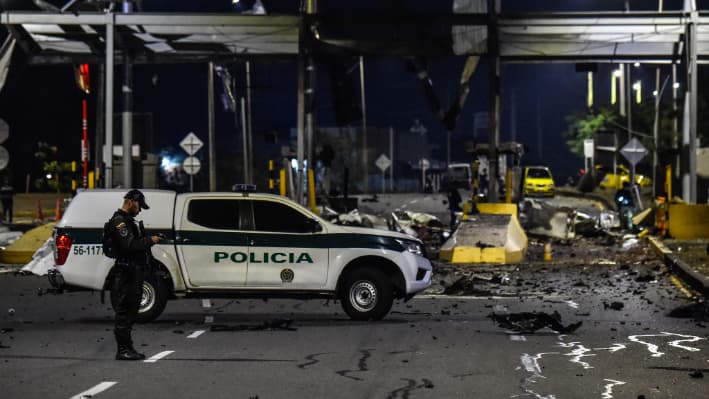 Tres militares mueren y ocho más resultan heridos en un ataque con drones en Colombia