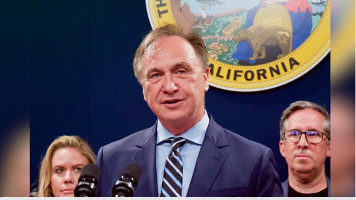 Proyecto de ley restringe el uso de fuerza letal para proteger la propiedad privada en California