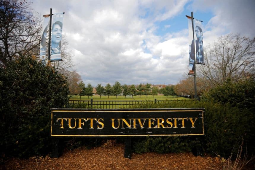 Autoridades de inmigración detienen a estudiante internacional de la Universidad de Tufts
