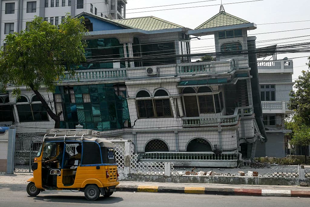 Junta militar de Myanmar declara alto el fuego de tres semanas por el terremoto