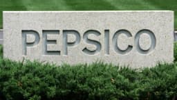 PepsiCo acelera transición a colorantes naturales tras la prohibición de la FDA de algunos colorantes