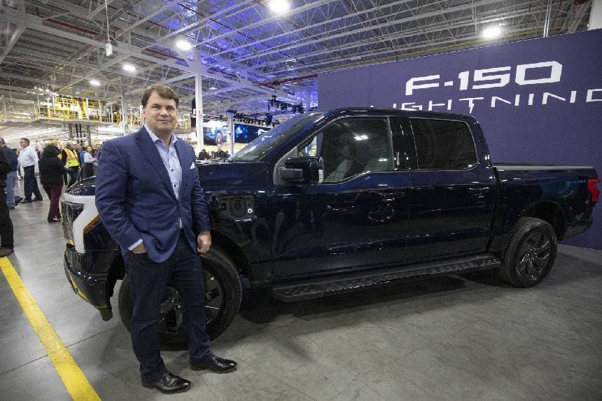 Ford extiende “precios para empleados” al público pese a aranceles a vehículos