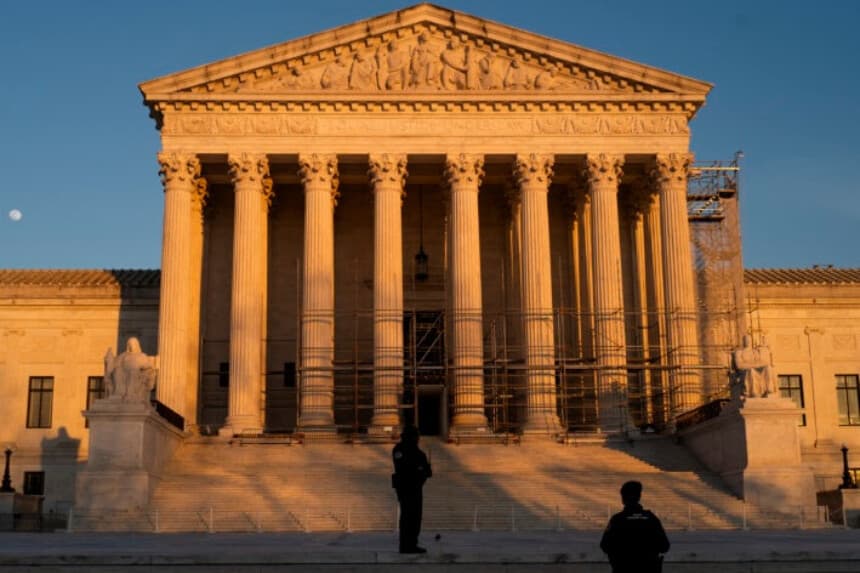 Fiscales de 26 estados presentan un amicus curiae sobre caso de deportaciones ante la Corte Suprema