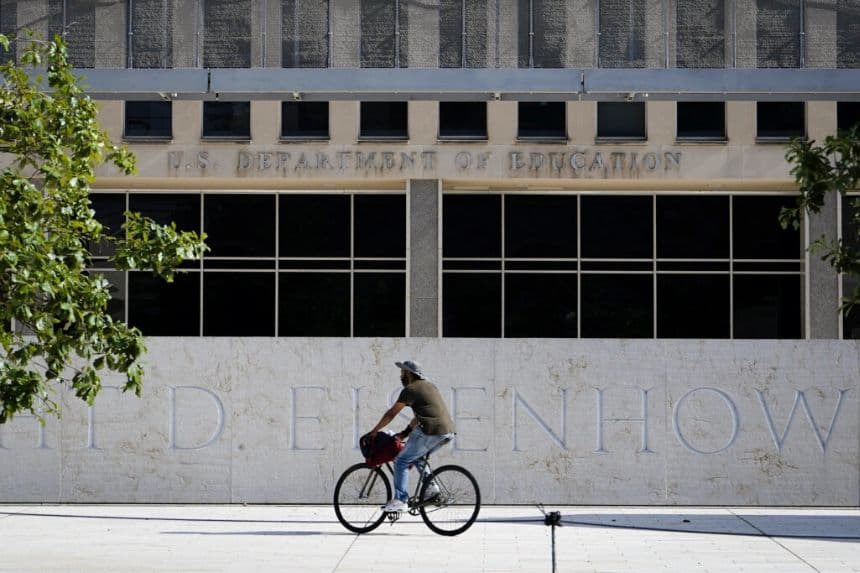 Nueva York dice que no acatará la orden de desmantelar las políticas DEI en las escuelas