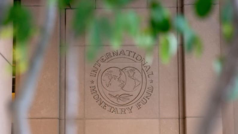 FMI levanta sanciones a Venezuela y desbloquea 5000 millones de dólares