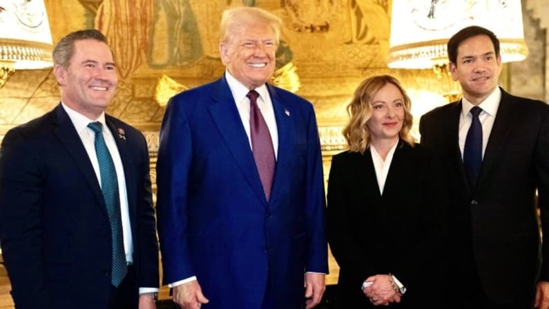Trump dice que podría plantearse retirar las tropas de Italia y España