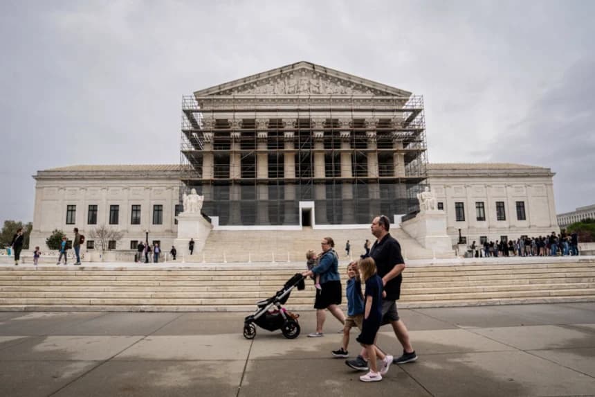 La Corte Suprema en Washington el 3 de abril de 2025. (Madalina Vasiliu/El Epoch Times)
