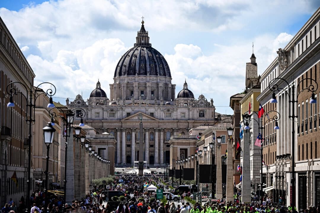 El Vaticano podría servir como sede para conversaciones de alto el fuego en Ucrania, según Rubio