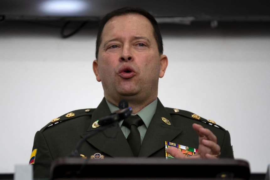 Policía de Colombia denuncia plan de narcotraficantes para asesinar a su director