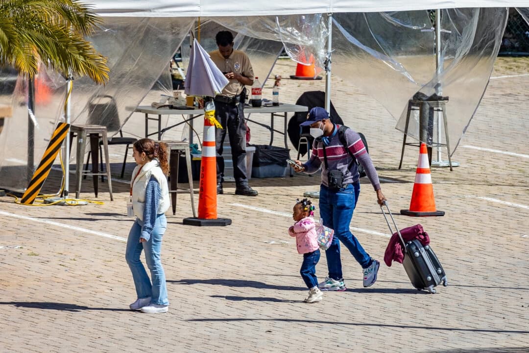 Cierran instalación en San Diego por "disminución sin precedentes de cruces ilegales": CBP
