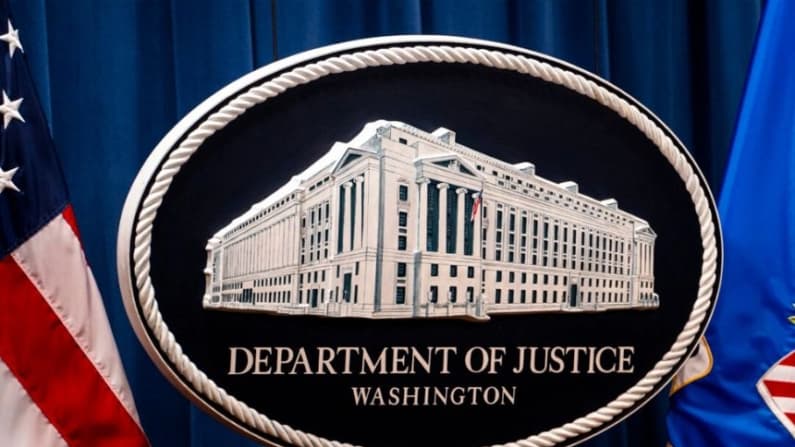 Depto. de Justicia de EE. UU. revela nuevos cargos en presuntos ciberataques respaldados por Rusia
