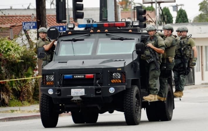 FBI revela aumento histórico de detenciones en medio del "reinicio a gran escala" de la agencia