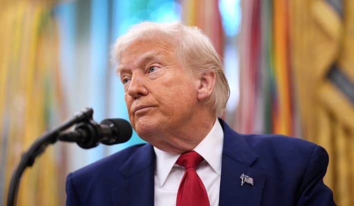 Trump prohíbe nuevos visados para ciudadanos extranjeros de 12 países