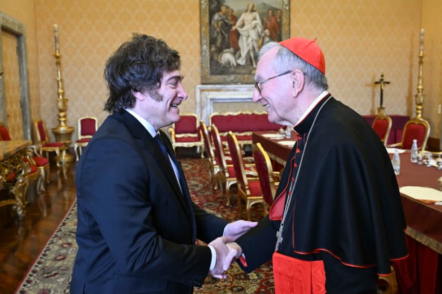 Milei llega al Vaticano para su primera audiencia con el papa León XIV
