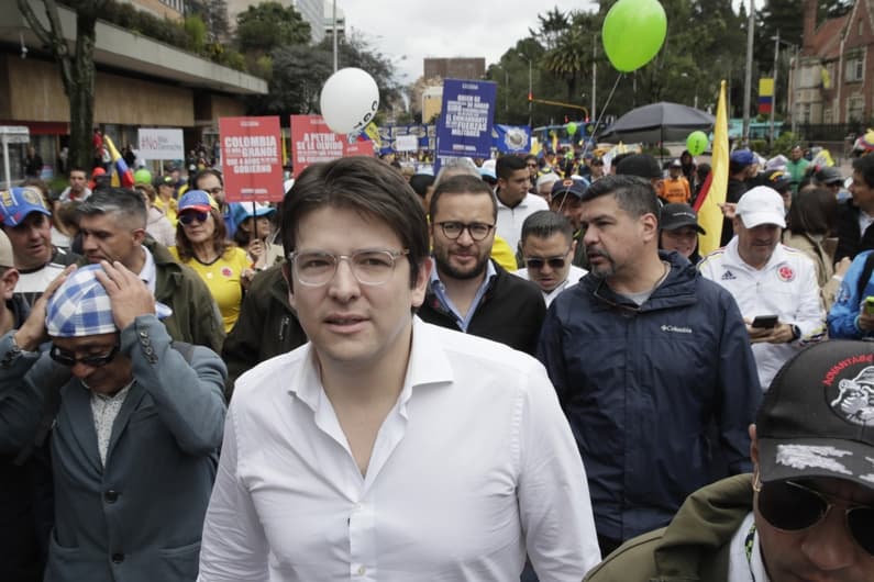 Gobierno de Colombia rechaza declaración de Rubio tras el ataque al precandidato presidencial