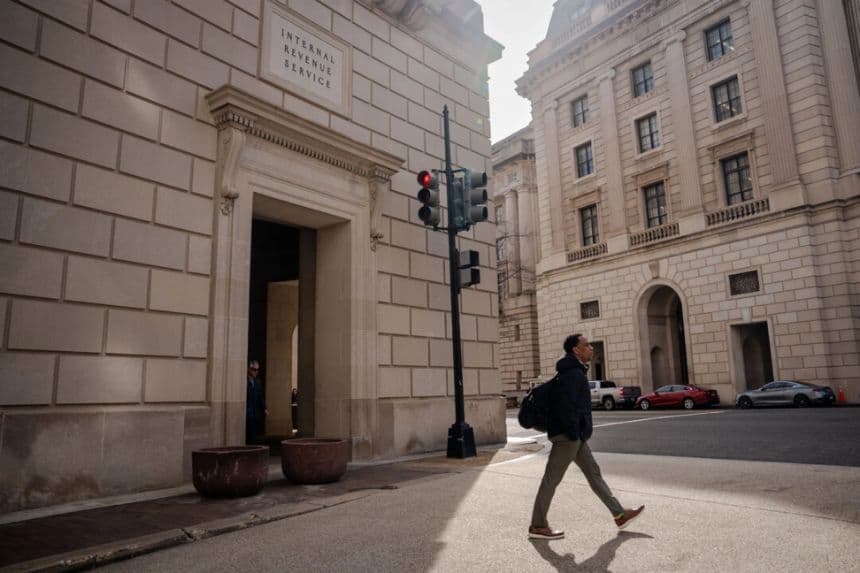 El edificio del Servicio de Impuestos Internos en Washington el 10 de marzo de 2025. (Madalina Vasiliu/The Epoch Times)