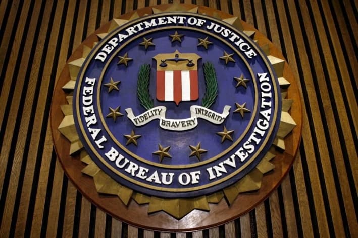 El FBI y la Oficina del Sheriff arrestan a 28 miembros de una banda de motociclistas en Florida