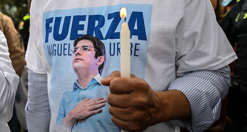 Miguel Uribe sigue estable dentro de la gravedad de su condición, informa hospital