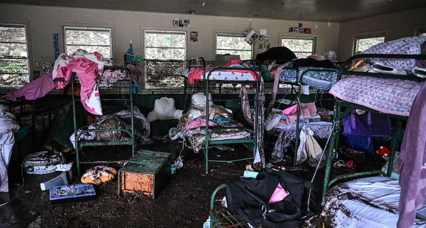 Mexicanas sobrevivientes a inundaciones en Texas relatan impactante experiencia evacuando a 20 niñas