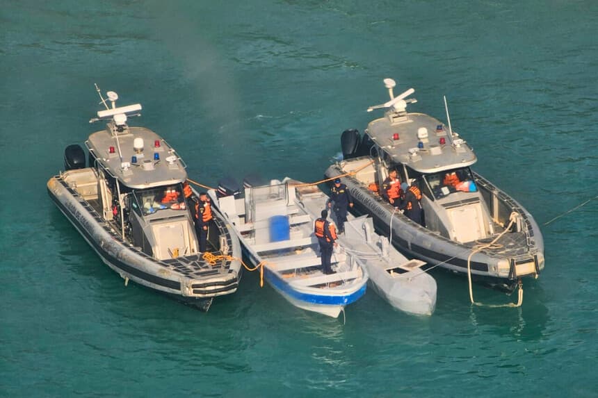 Armada de Colombia incauta por primera vez un semisumergible autónomo en el Mar Caribe