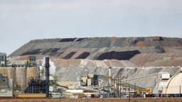 Trump lanza el "Proyecto Vault", una reserva de minerales críticos por valor de 12,000 millones de dólares