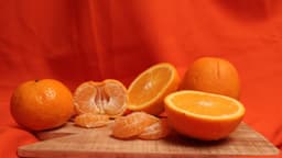 Vitamina C reactivaría genes que renuevan la piel y previenen su adelgazamiento