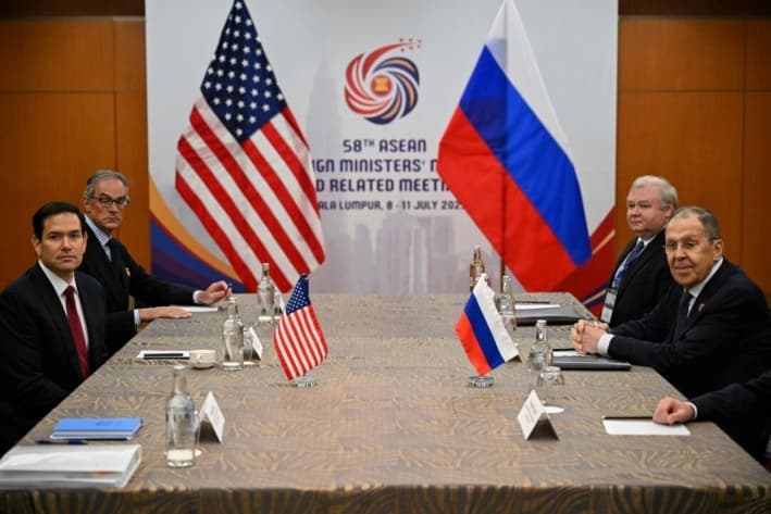Rubio se reúne con Lavrov, de Rusia, ante creciente frustración de Trump por proceso de paz en Ucrania