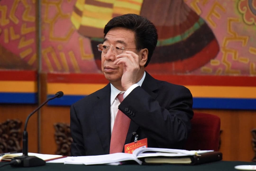 Wu Yingjie, jefe del Partido Comunista del Tíbet, asiste a una reunión del XIX Congreso del Partido Comunista en Beijing el 19 de octubre de 2017. (Etienne Oliveau/Getty Images)