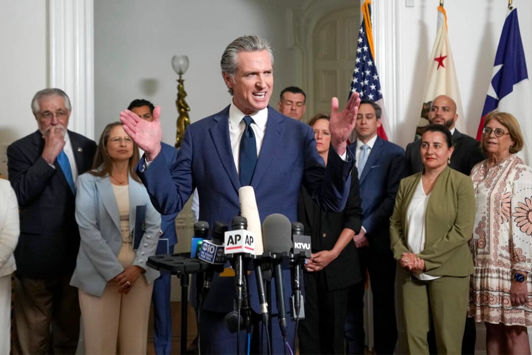 Newsom: California celebrará elecciones especiales para redistribuir distritos y contrarrestar a Texas