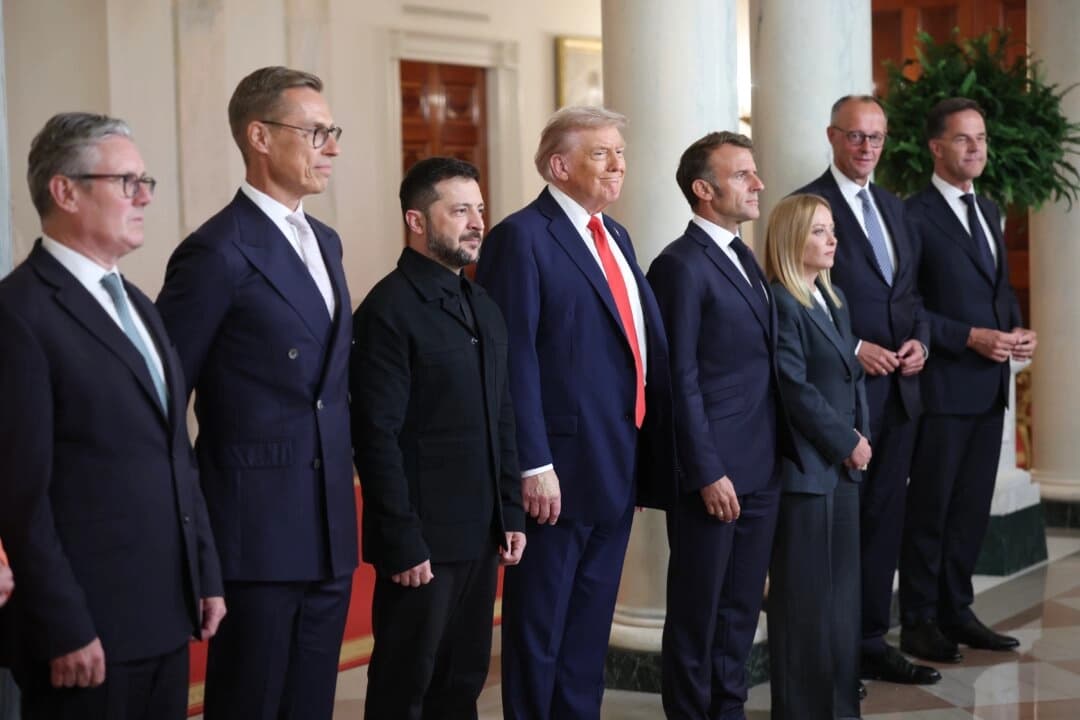Estados Unidos ayudará con la seguridad de Ucrania, dice Trump en conversaciones con Zelenski y líderes europeos
