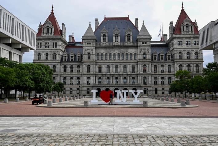 El Gobierno federal debería endurecer su postura ante injerencia del PCCh en política de Nueva York