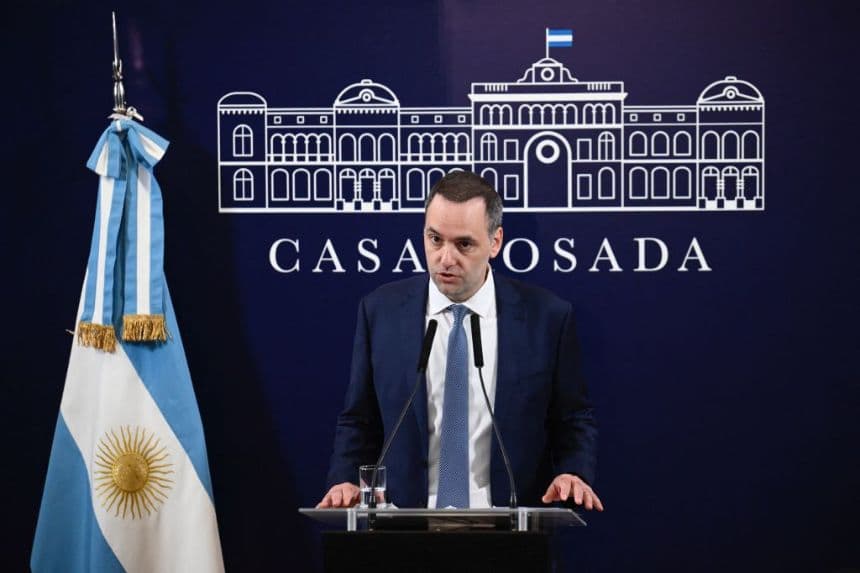 Gobierno de Milei denuncia presunta influencia extranjera con el fin de desestabilizar el proceso electoral